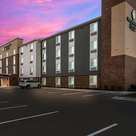 Woodspring Suites Milwaukee - Menomonee Falls Екстер'єр фото